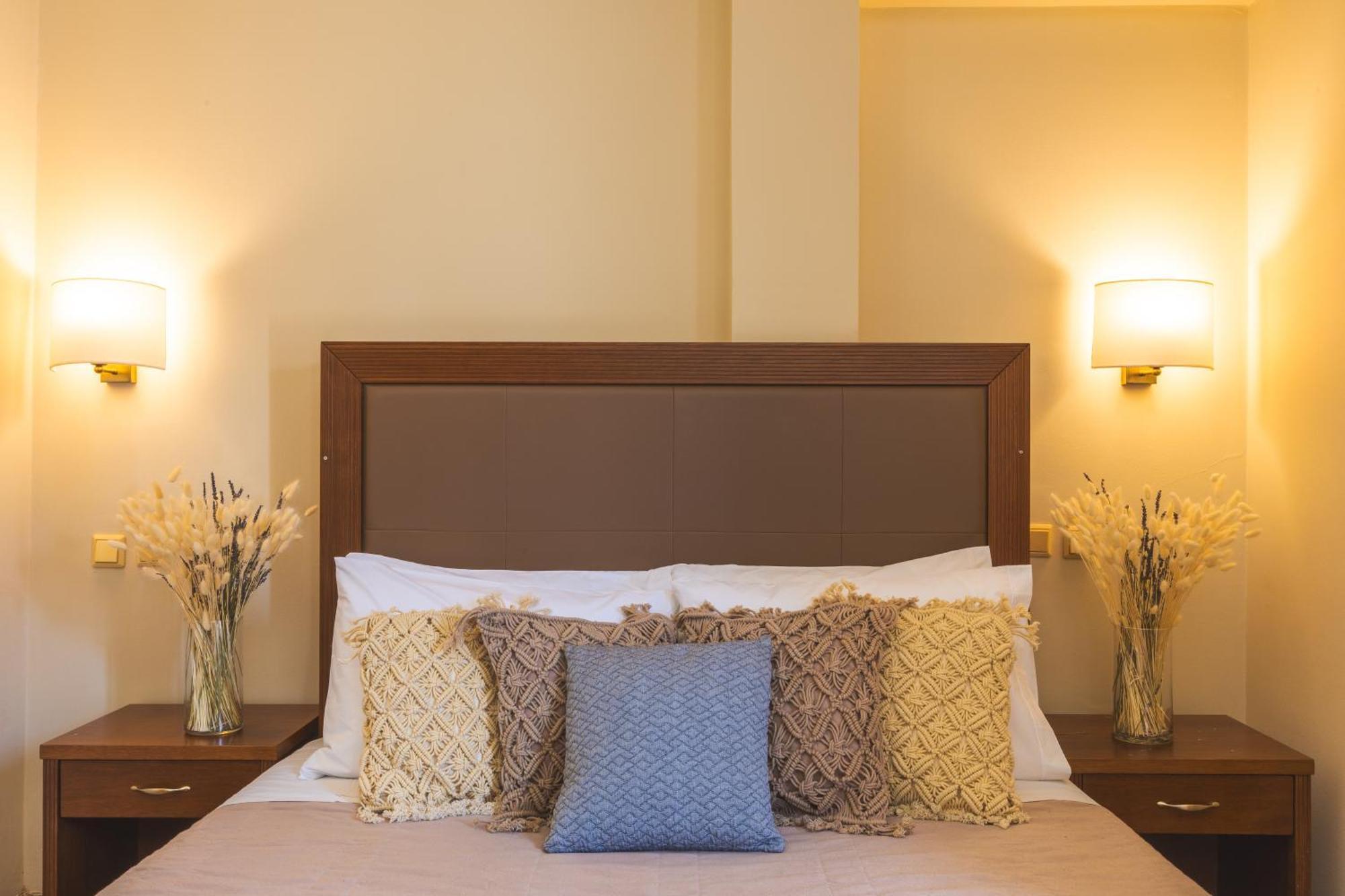 Marina Hotel 3*