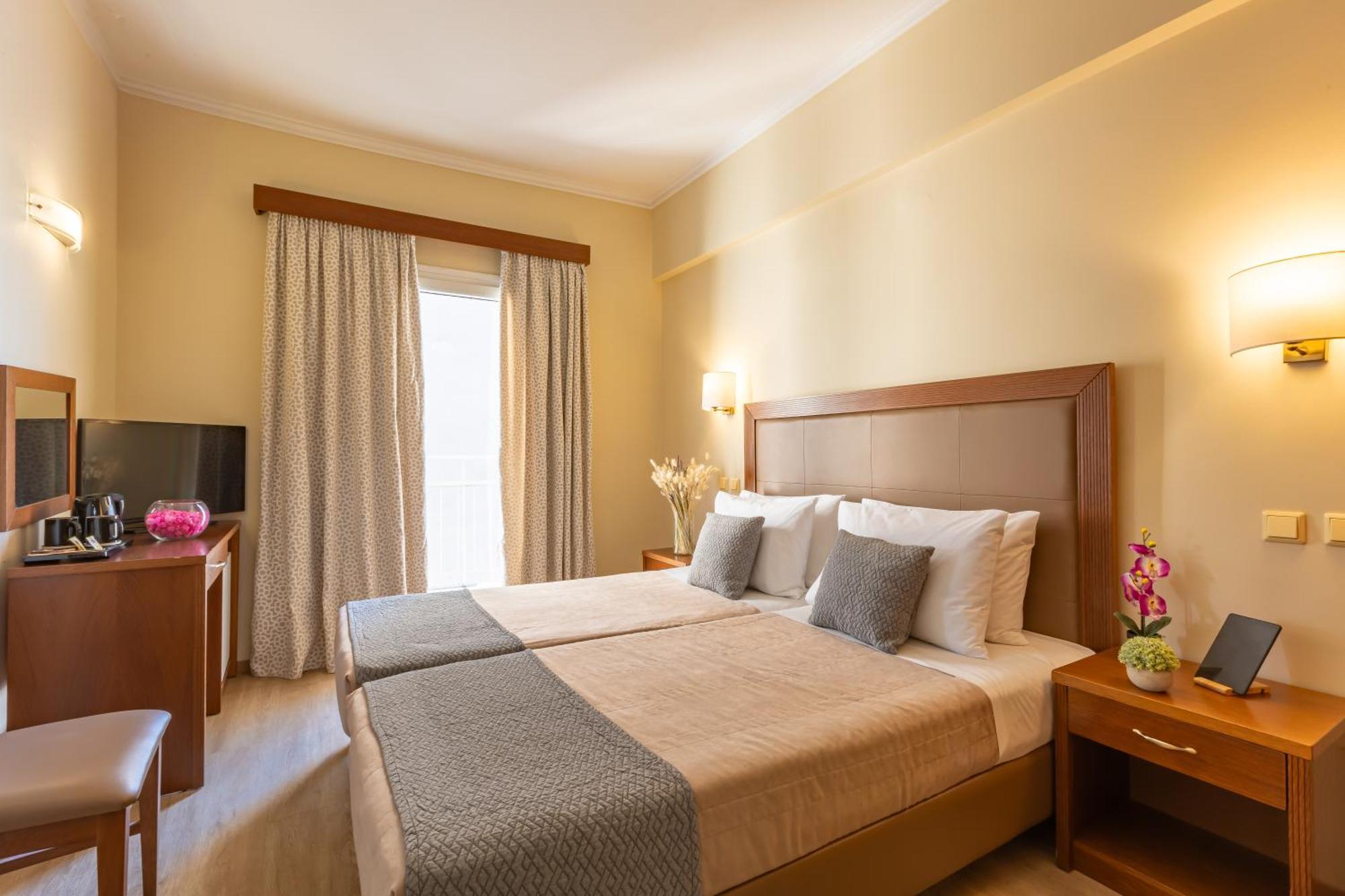 Marina Hotel Atény